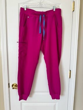 Figs Women’s Zamora Jogger Scrub Pants Large Raspberry Sorbet 2524